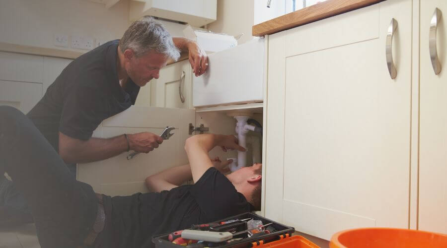 Expert burst pipe repair services in Elsa, TX